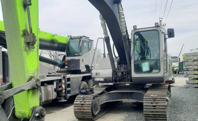 Установка бортового терминала и датчика топлива на автокран Zoomlion